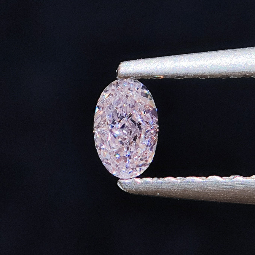 0.32cts Fancy Light Pink Natural Diamond Gem | Saratti
