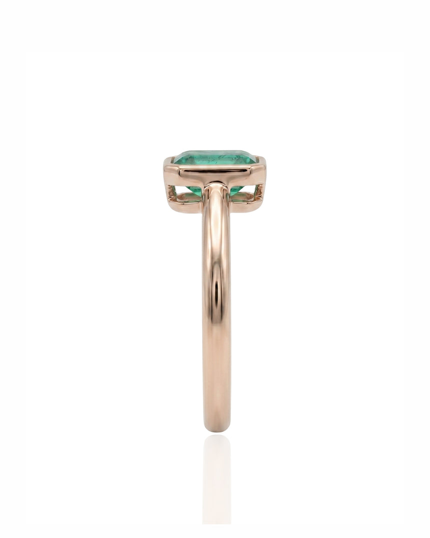 0.5 carat natural emerald ring in 18K Rose Gold | SARATTI