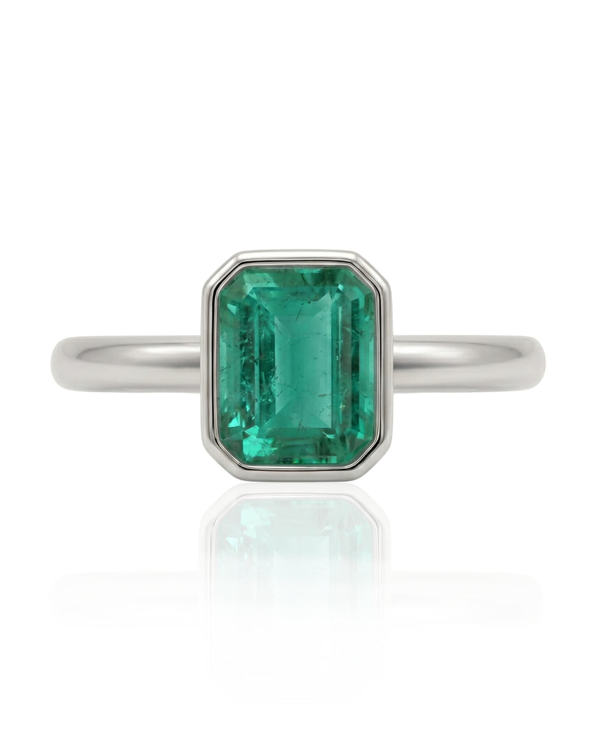 0.5 carat natural emerald ring in Platinum | SARATTI