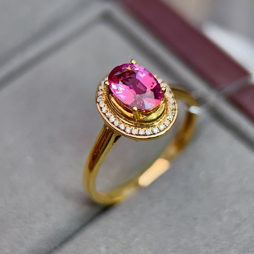 0.85ct Oval Pink Tourmaline Ring in Yellow Gold | SARATTI