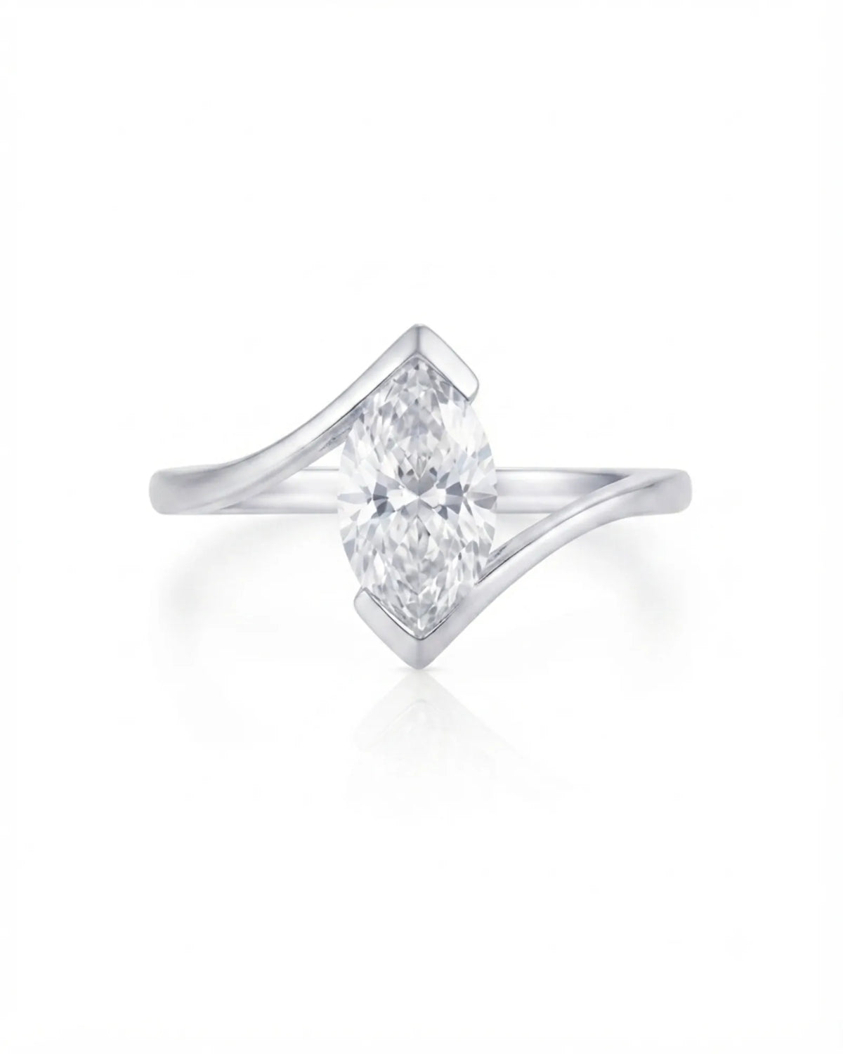 Marquise Möbius – Natural Marquise-Cut Diamond Semi-Tension Ring