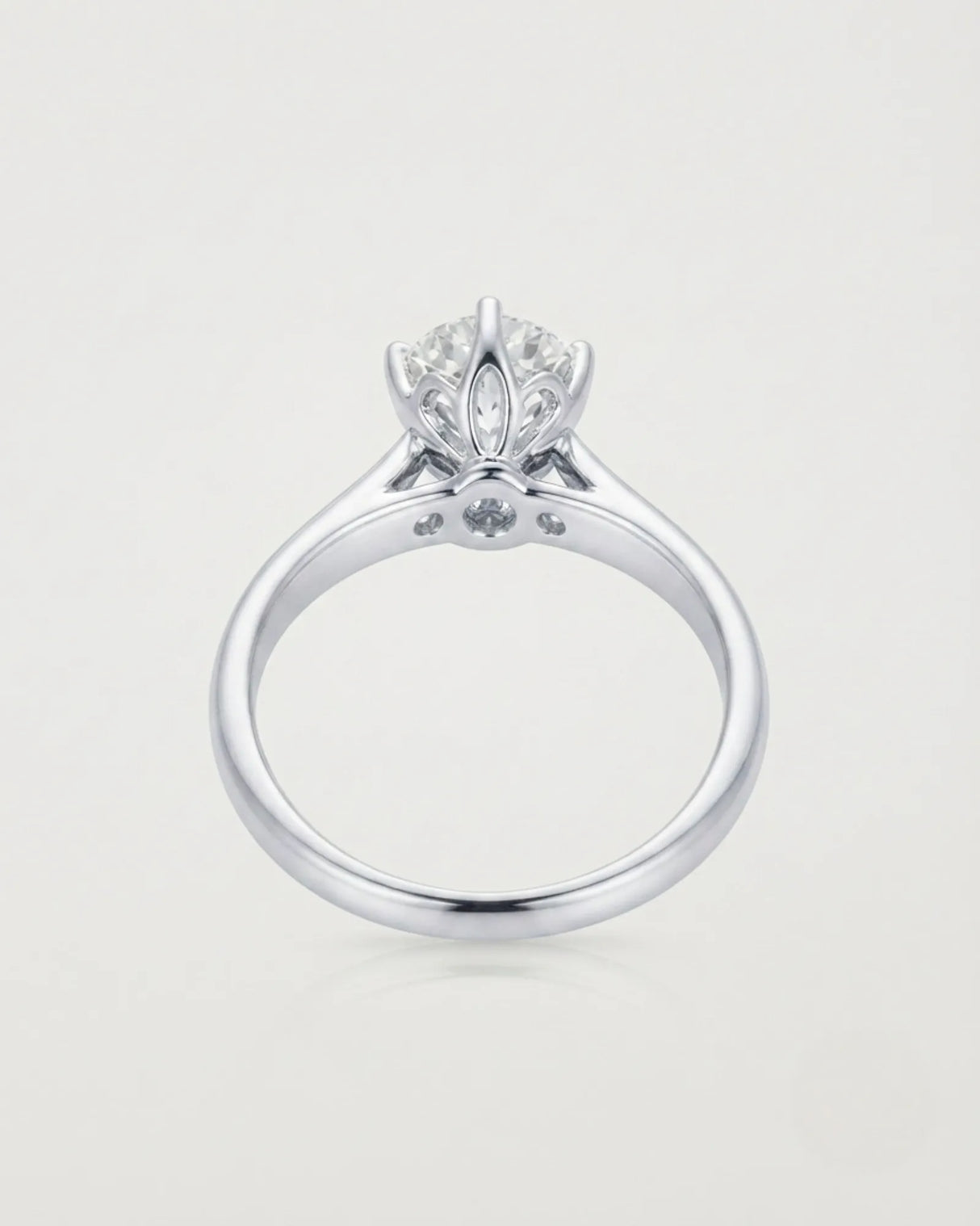 Claudine – Natural Round Diamond Solitaire Engagement Ring