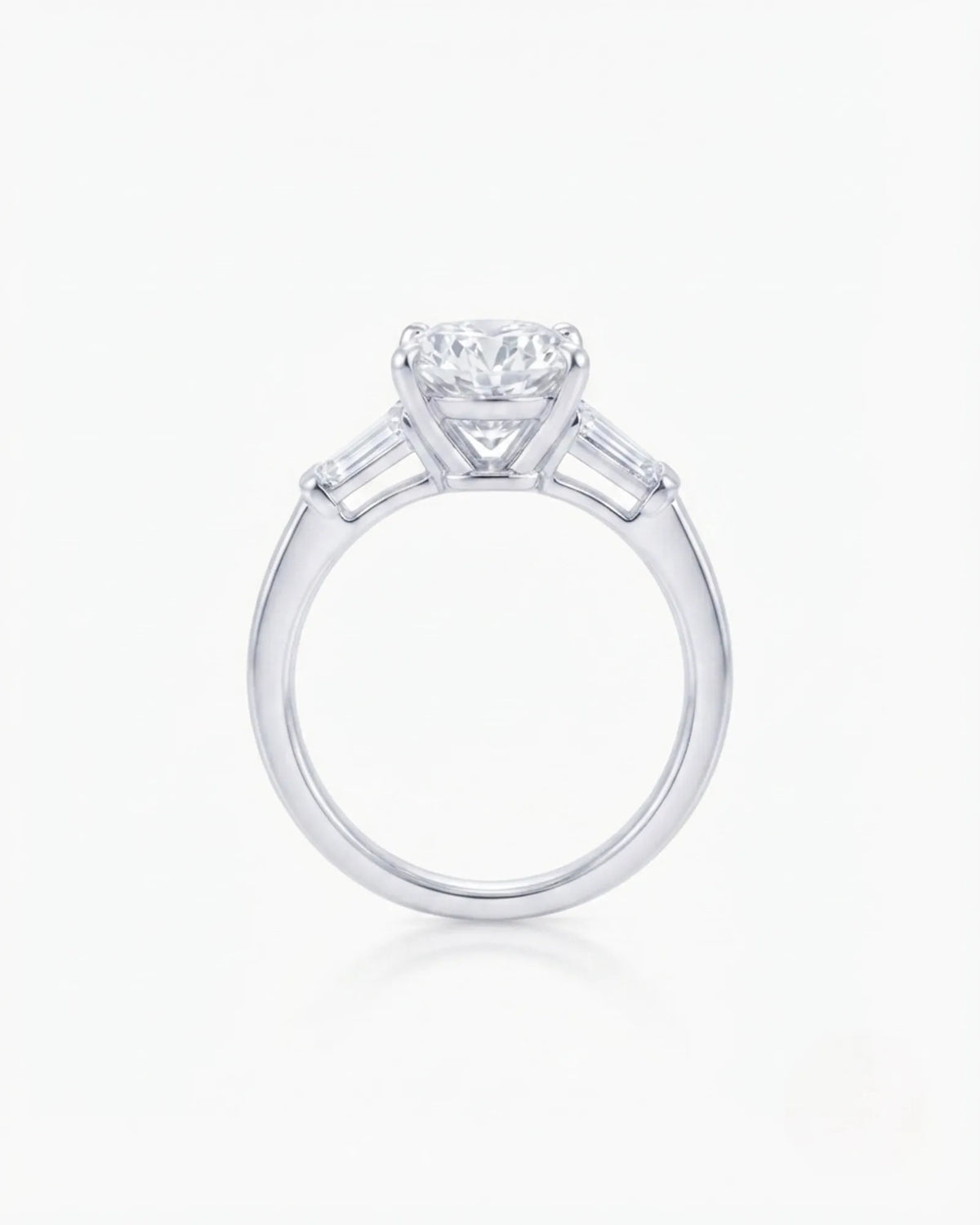Terzo Tesoro – Natural Round Diamond Three-Stone Engagement Ring