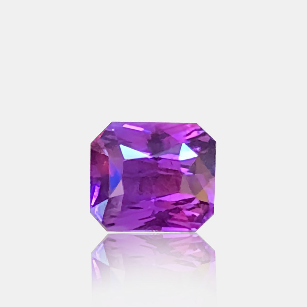 1.08 carats Unheated Natural Vivid Pinkish Purple Sapphire | Octagonal Radiant Cut – 5.97 × 5.54 × 3.22 mm | GUILD Certified