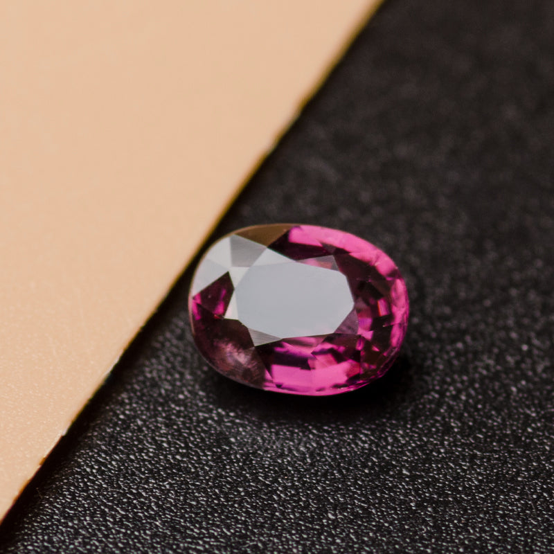 1.15 carat Oval Cut Natural Spinel Gemstone | Saratti
