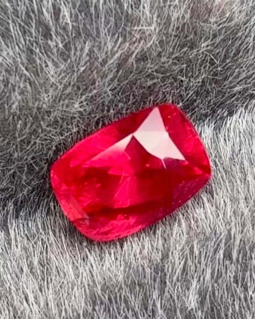 1.20 CTS Natural vivid to intense red Ruby cushion with modified brilliant facets and crystal detail | SARATTI