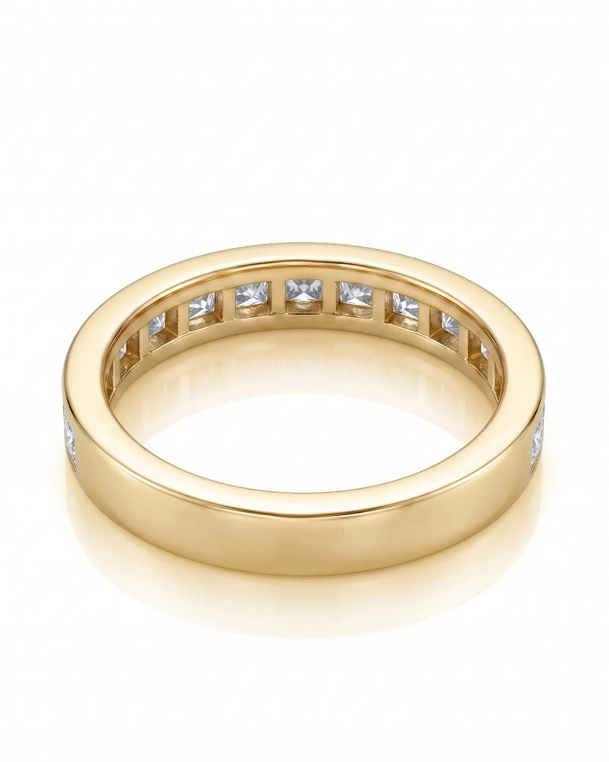 Princess diamond half-eternity wedding band in 18K yellow gold with a 3.8 mm profile | SARATTI