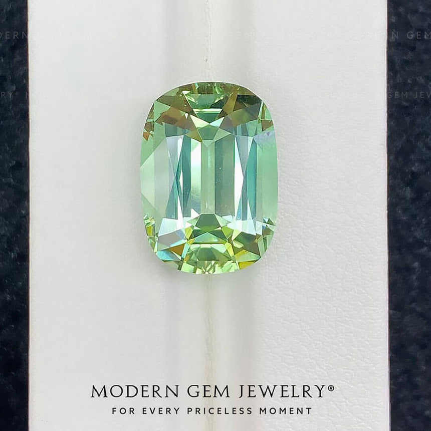 Green Tourmaline Gem | Modern Gem Jewelry | Saratti