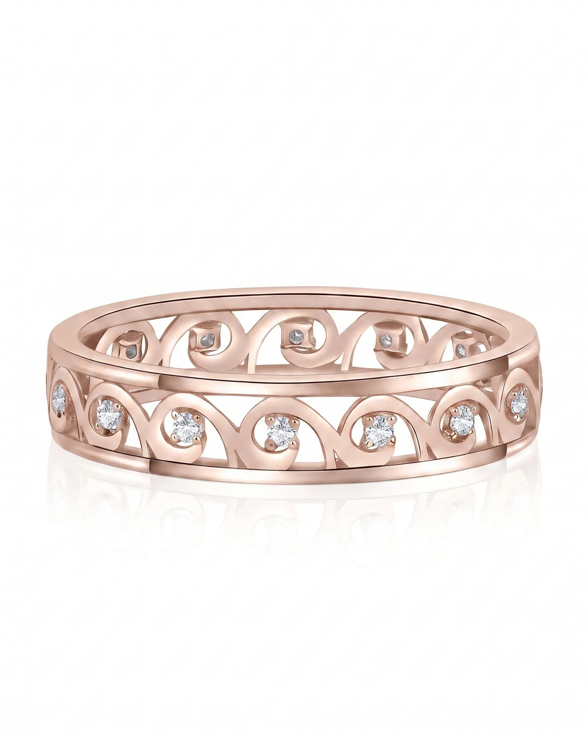 Art Nouveau wedding ring highlighting the open curved ornamental pattern | SARATTI