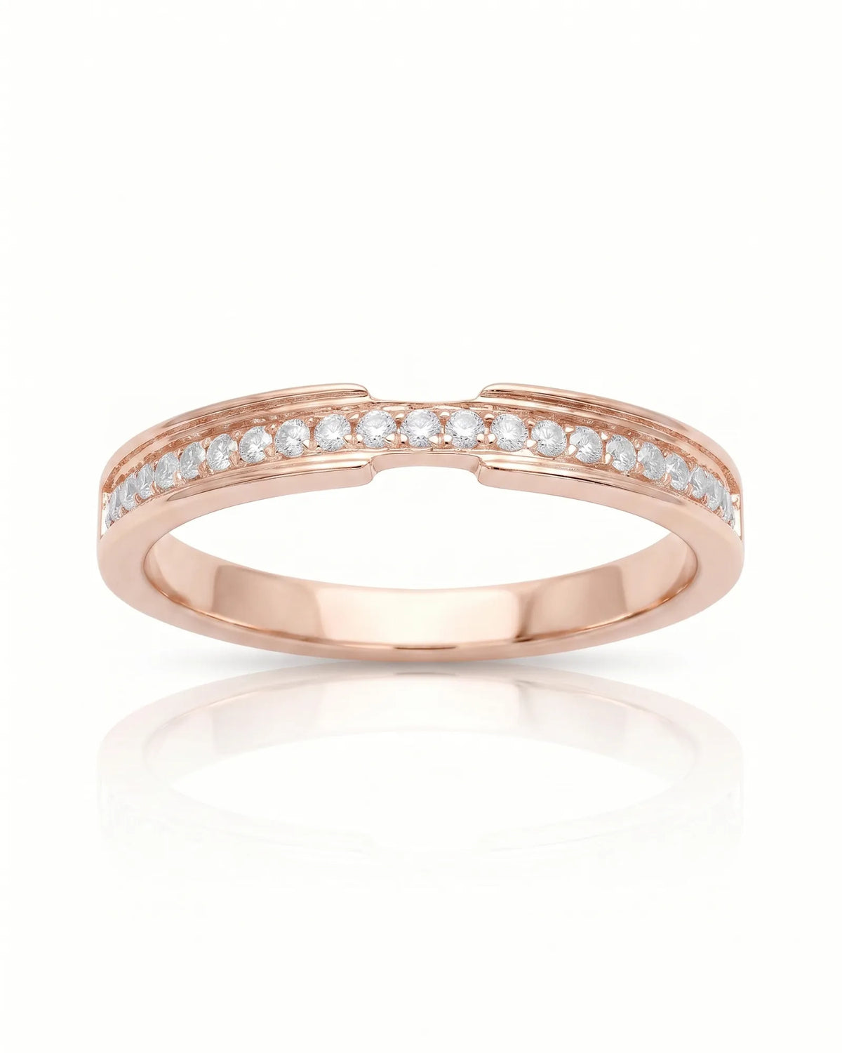 Round Diamond Wedding Band in White Gold