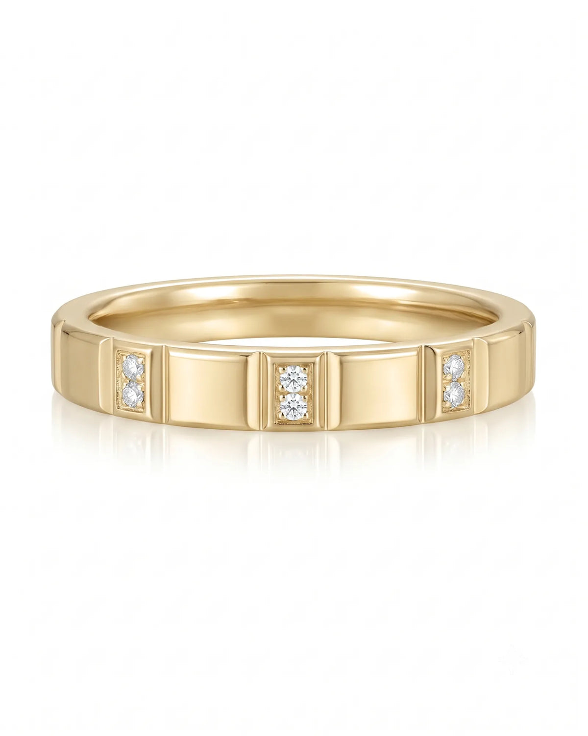 18K yellow gold diamond wedding rings for weddings, anniversaries, engagements, and meaningful couple gifts | SARATTI
