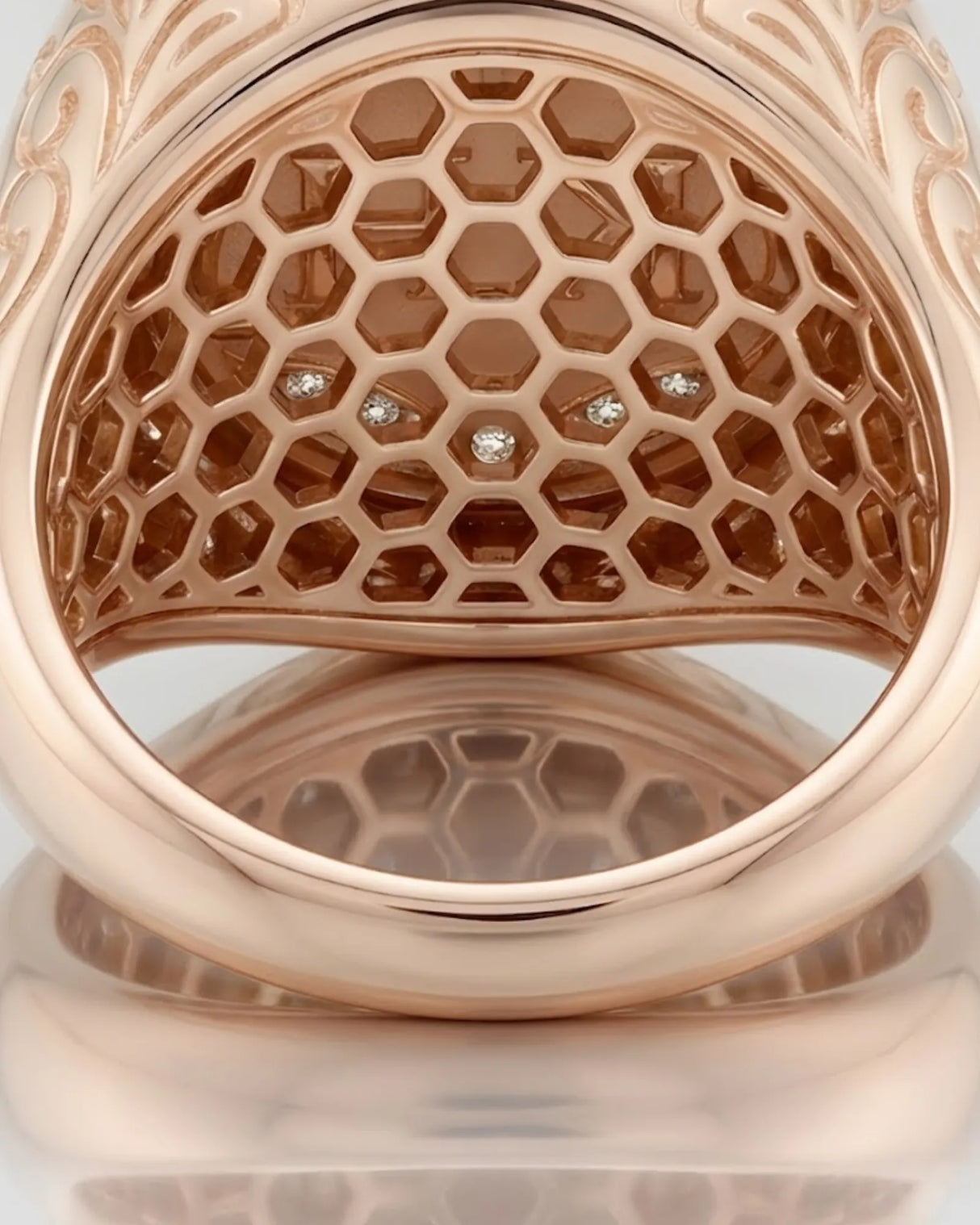 18k rose gold mens alphabet ring custom engraved initial ring modern signet design | SARATTI