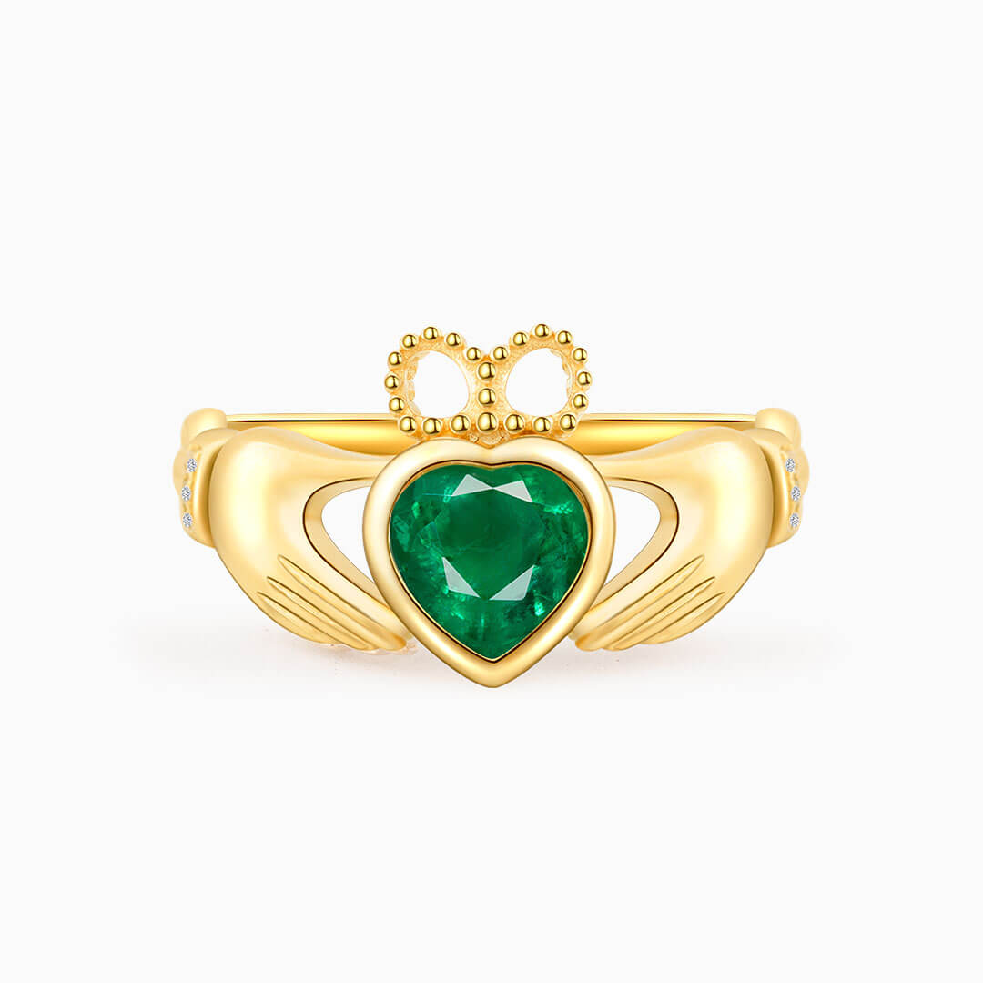 18k yellow gold coronet heart claddagh ring with 1 carat heart emerald | SARATTI