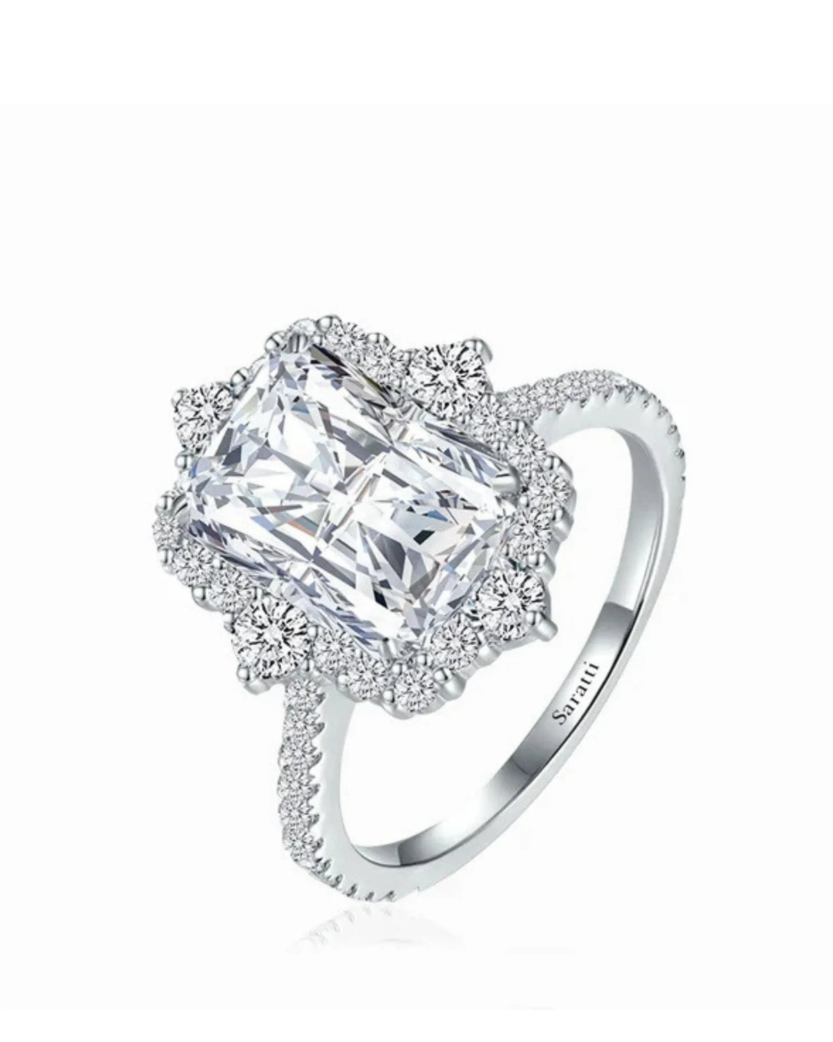 Cometa Corona – Natural Radiant-Cut Diamond Floral Halo Ring