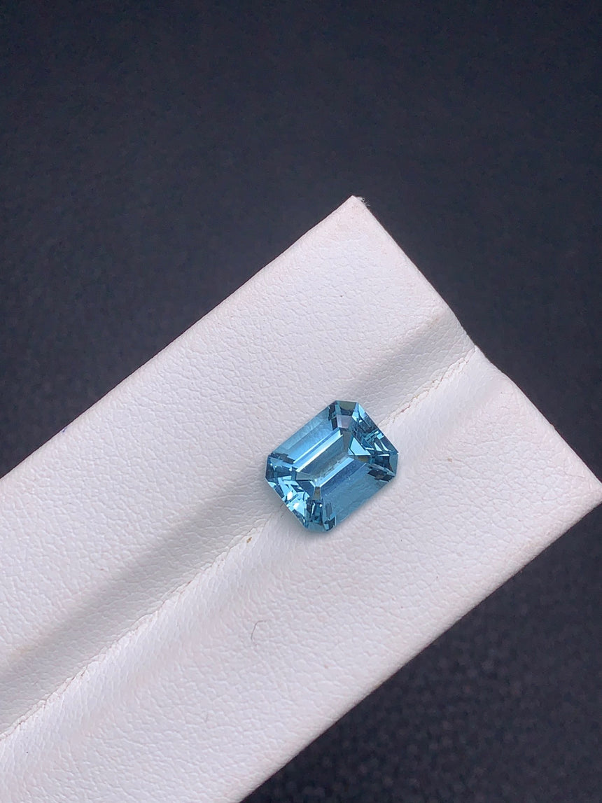 2.80-carat Emerald Cut Natural Aquamarine Gem | Vivid Blue | GUILD Certified