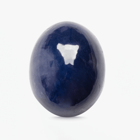 2.92 carat oval blue sapphire gemstone close-up on white background | SARATTI