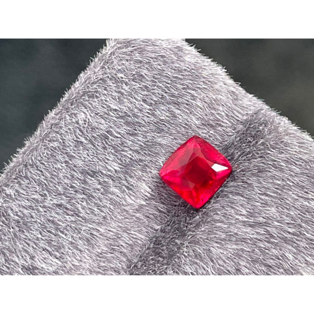 Unheated Pigeon Blood Red Natural Ruby Gemstone | Saratti Jewelry