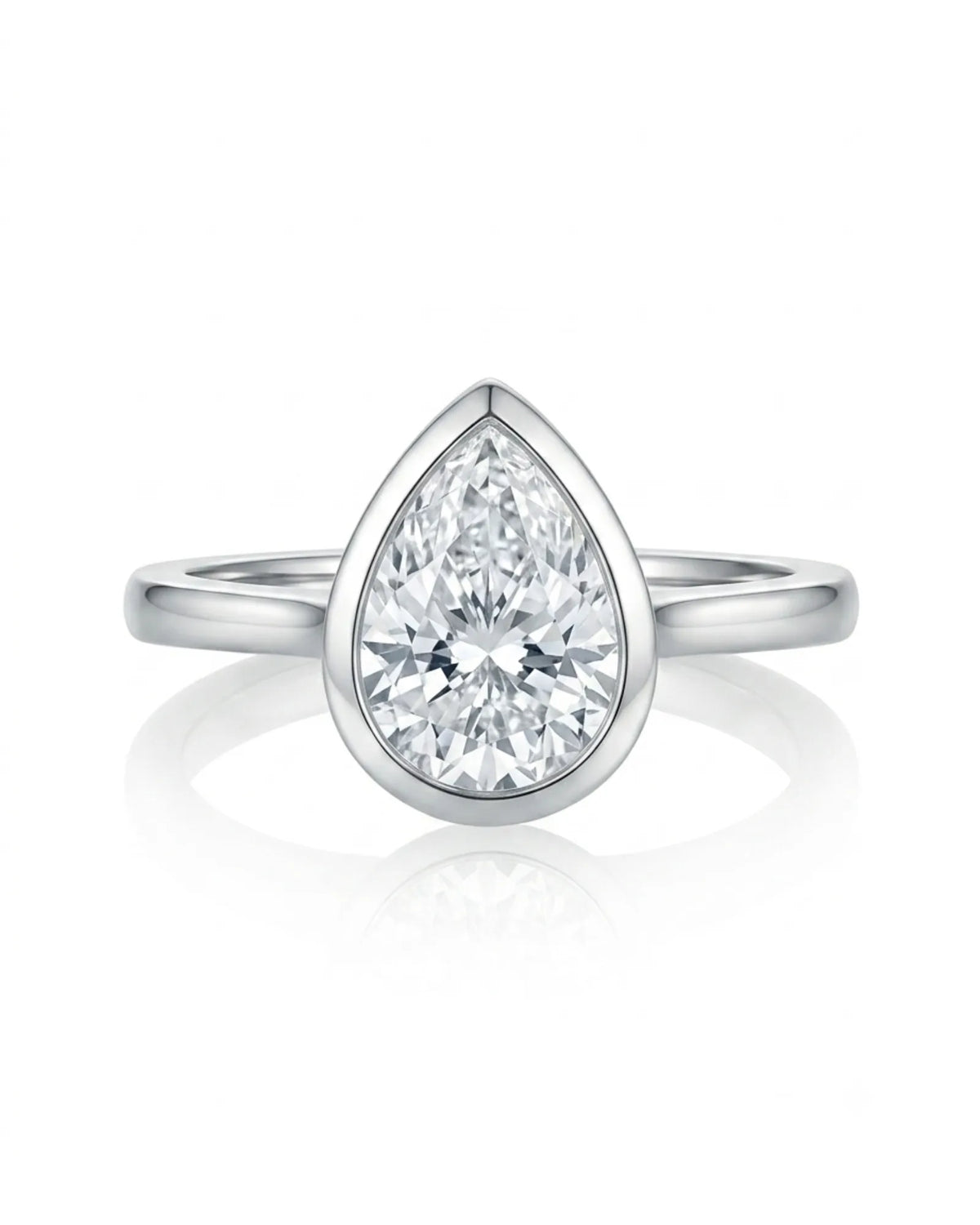 Aurelia's Embrace – Natural Pear-Cut Diamond Bezel Ring