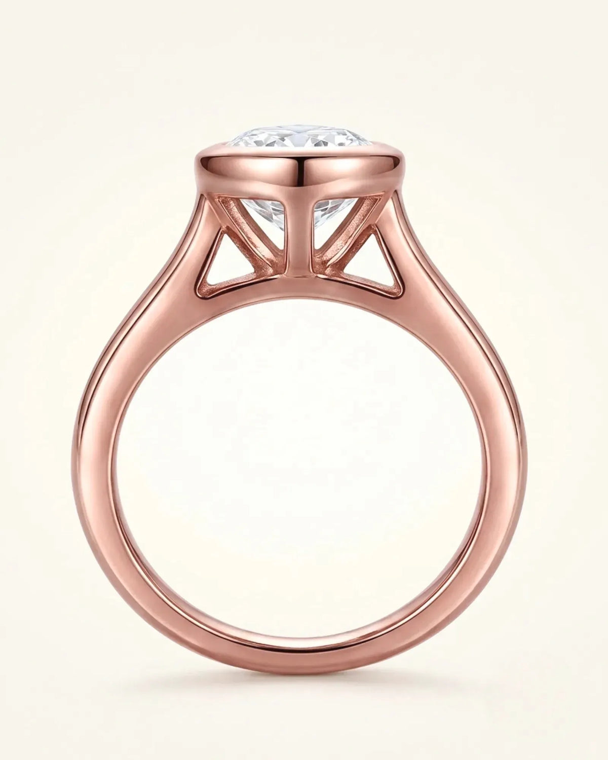 Aurelia's Embrace – Natural Pear-Cut Diamond Bezel Ring