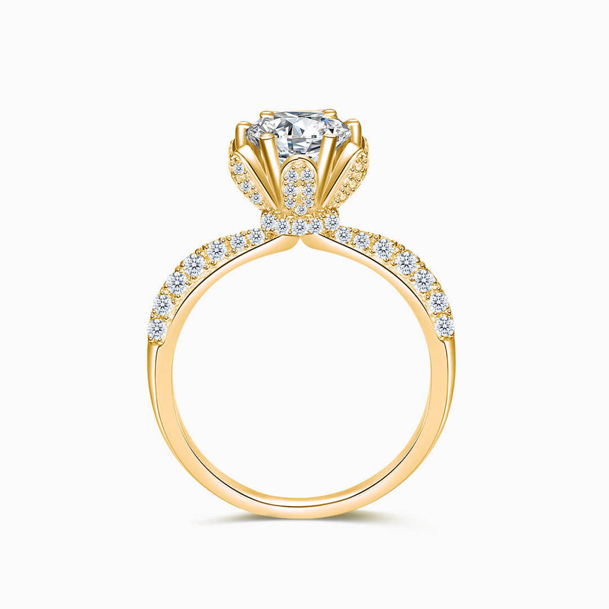 Rose Gold Manto di Cristalli Dainty Diamond Engagement Ring | Saratti Diamonds