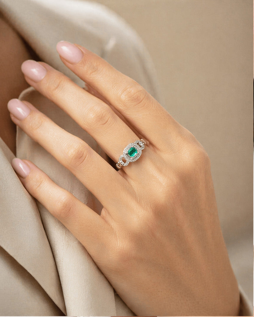 Eterna – Vintage Inspired Natural Emerald Halo Ring