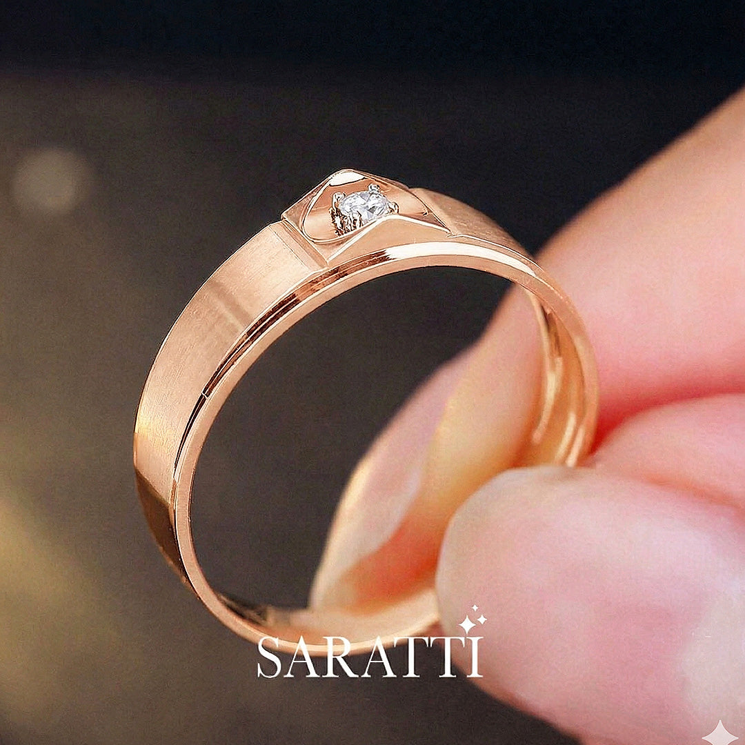 Mandorla diamond solitaire ring worn on model in 18K rose gold | SARATTI