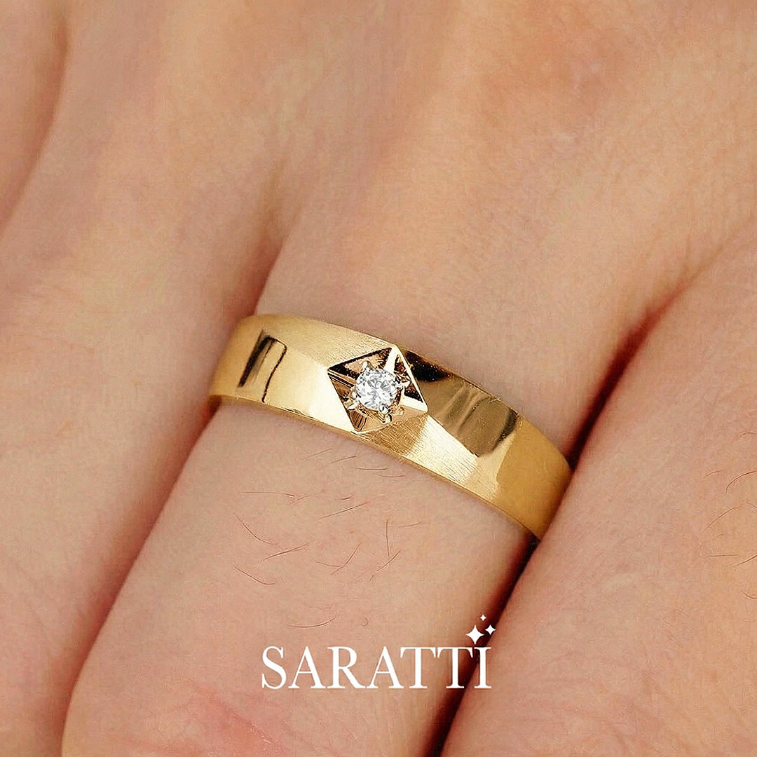 Kite motif design detail of Cometa solitaire diamond ring in 18K yellow gold | SARATTI