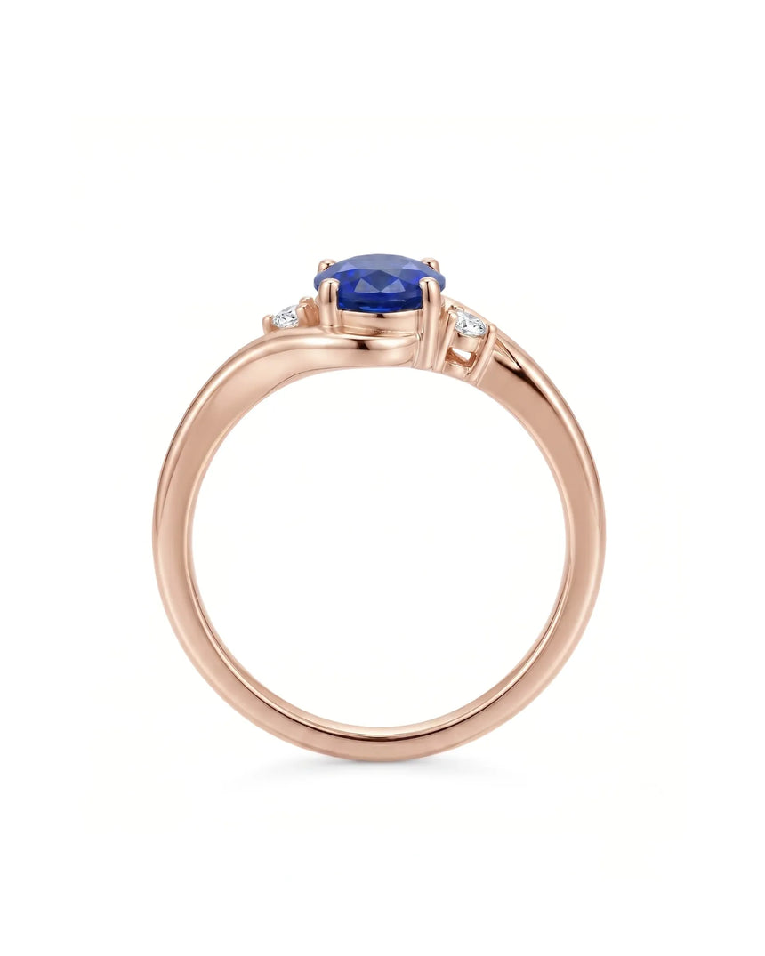 Blue Sapphire Promise ring with romantic flowing band in 18K rose gold | SARATTI