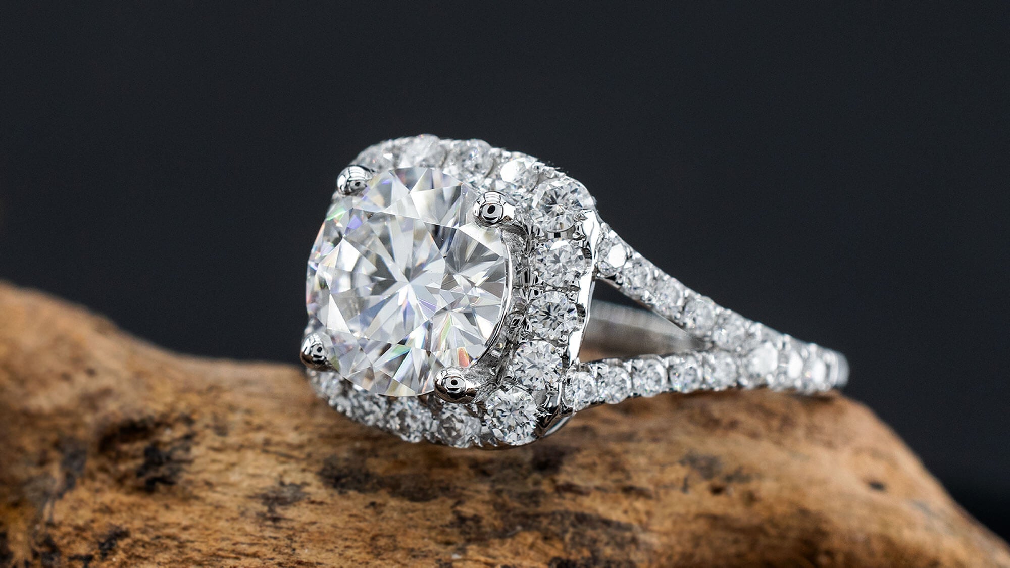 Buy Natural Diamond Engagement Ring in 18K White Gold | Modern Gem Jewelry®