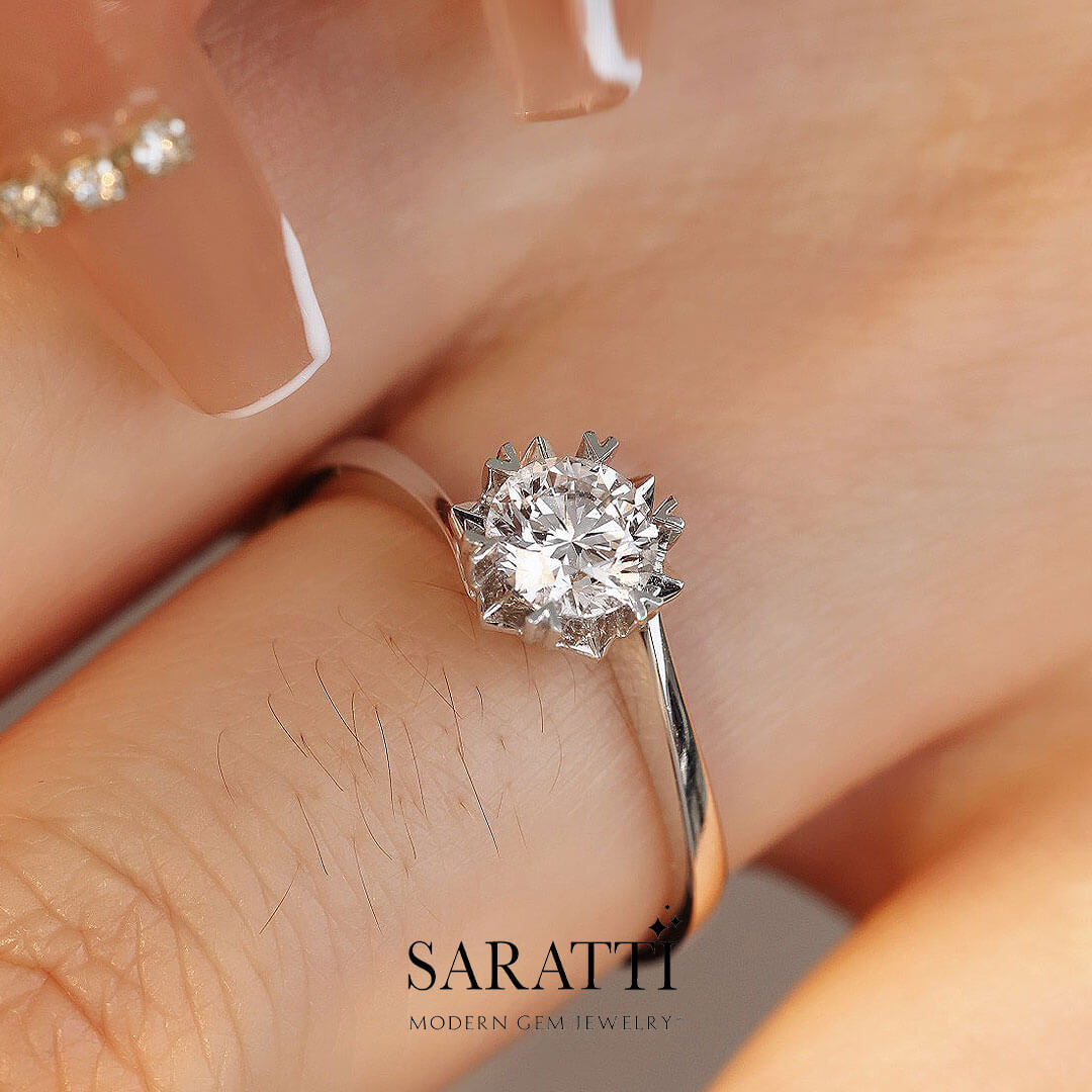 Camille Diamond Snowflake Ring | Modern Gem Jewelry | Saratti