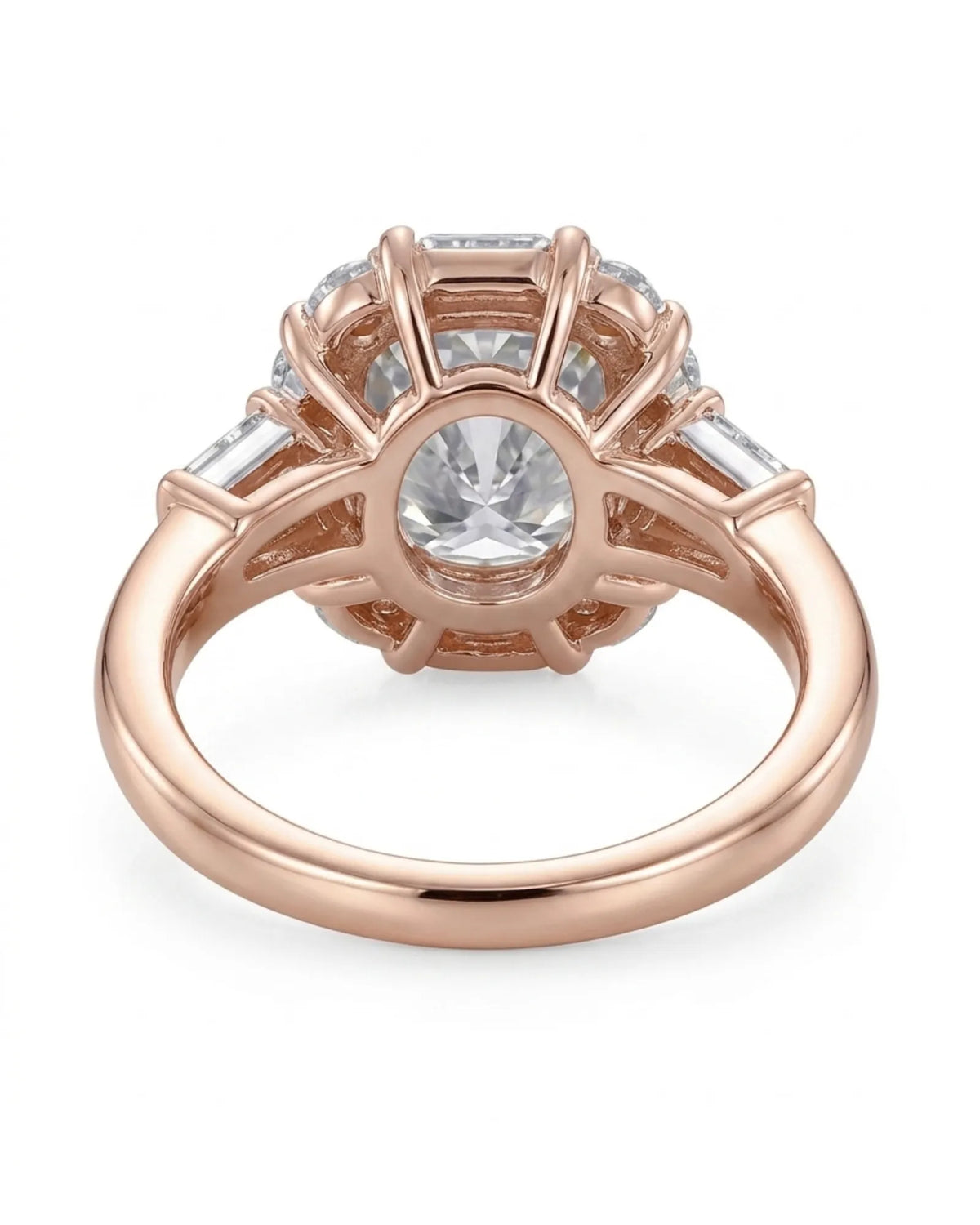 D color cushion moissanite framed by baguette and round side stones in 18K rose gold | SARATTI