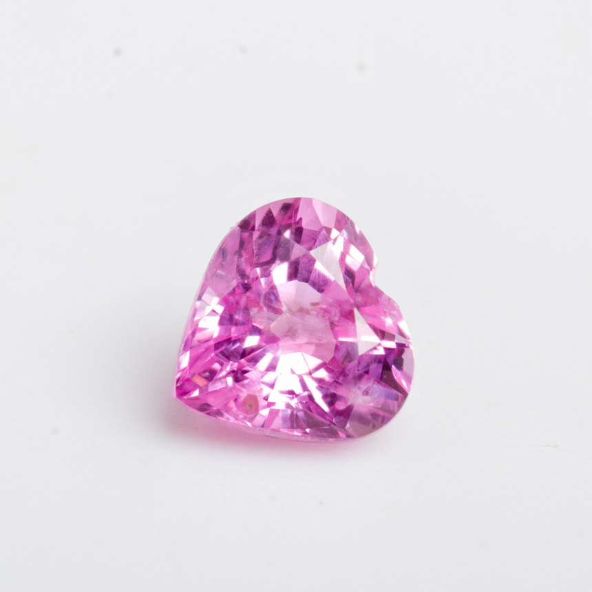 0.61 Carats Heart Shape Pink Sapphire Gemstone – 4.8 × 4.7mm