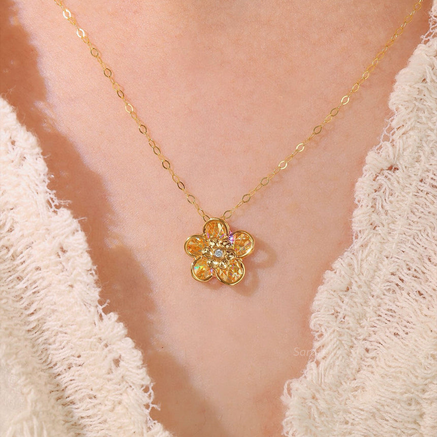 Model Wearing Yellow Gold Floral Small Diamond Necklace | Saratti