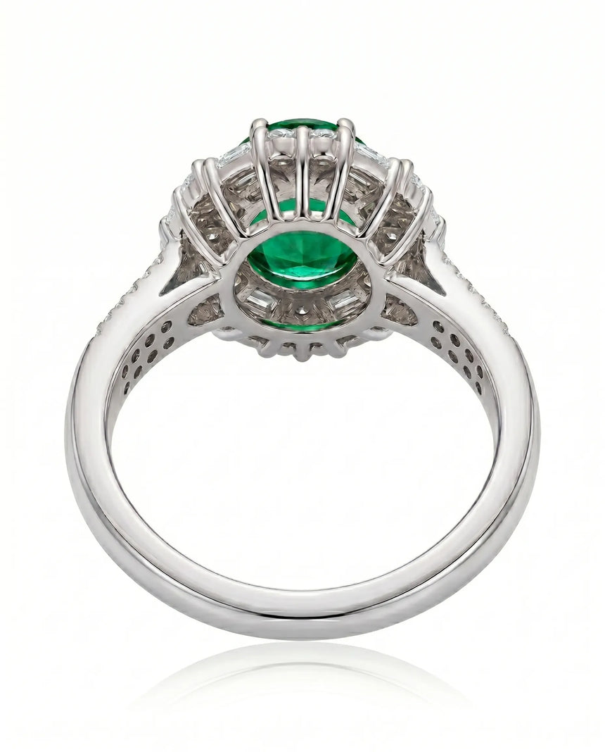 Emerald birthstone ring in platinum | SARATTI