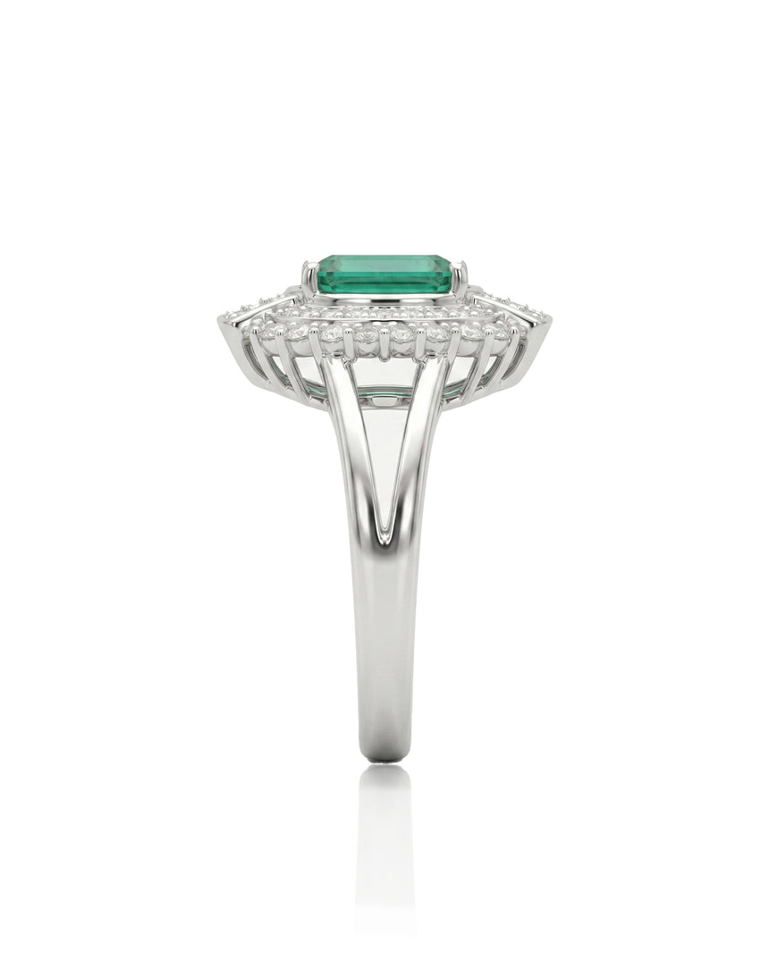 Emerald cut natural emerald statement ring in Platinum | SARATTI