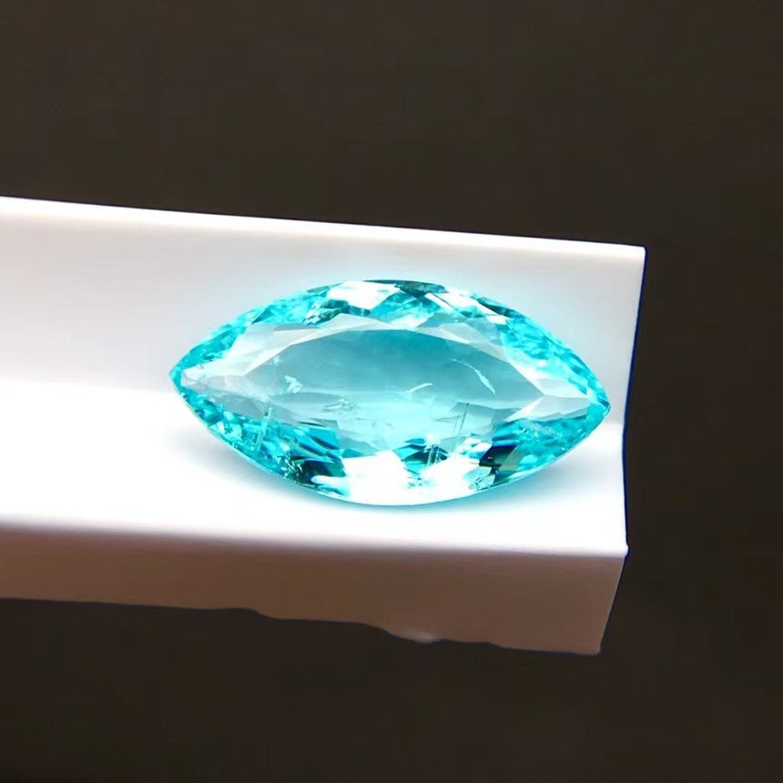 2.07cts Marquise Neon Greenish Blue Paraiba Tourmaline | GUILD Certified