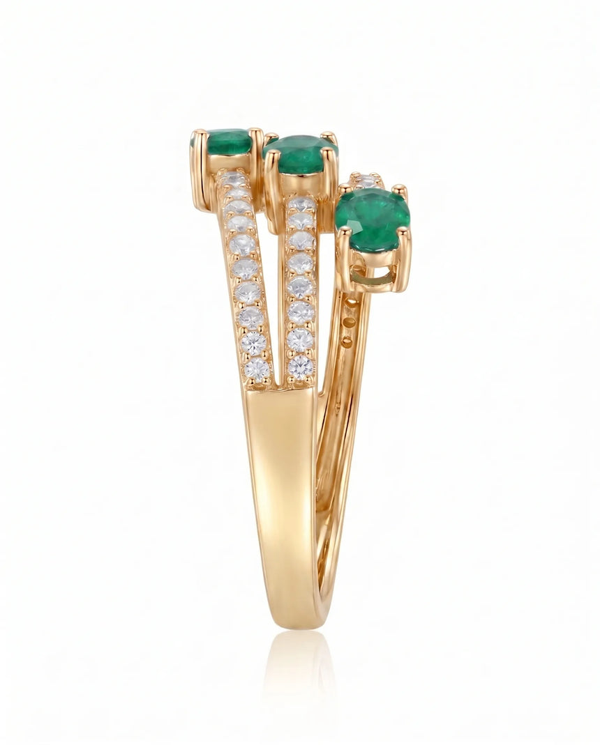 Emerald Birthstone three stone diamond ring in 18K Yellow Gold | SARATTI