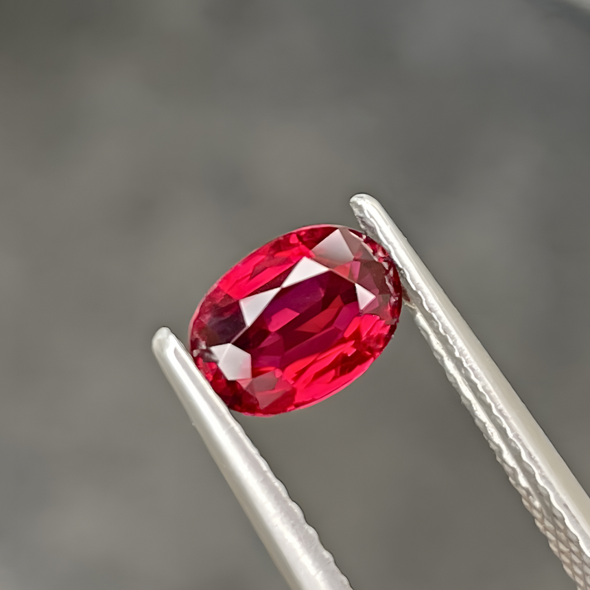 Genuine Vivid Red Natural Ruby Gemstone | Saratti Jewelry