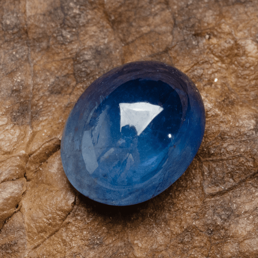 Genuine Blue Sapphire Gemstoen in Oval Cabochon Shape | 0.92 carats - SARATTI