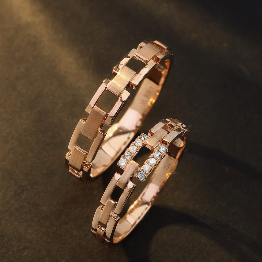 Infinity Link: His & Hers 18K Gold Wedding Band Set