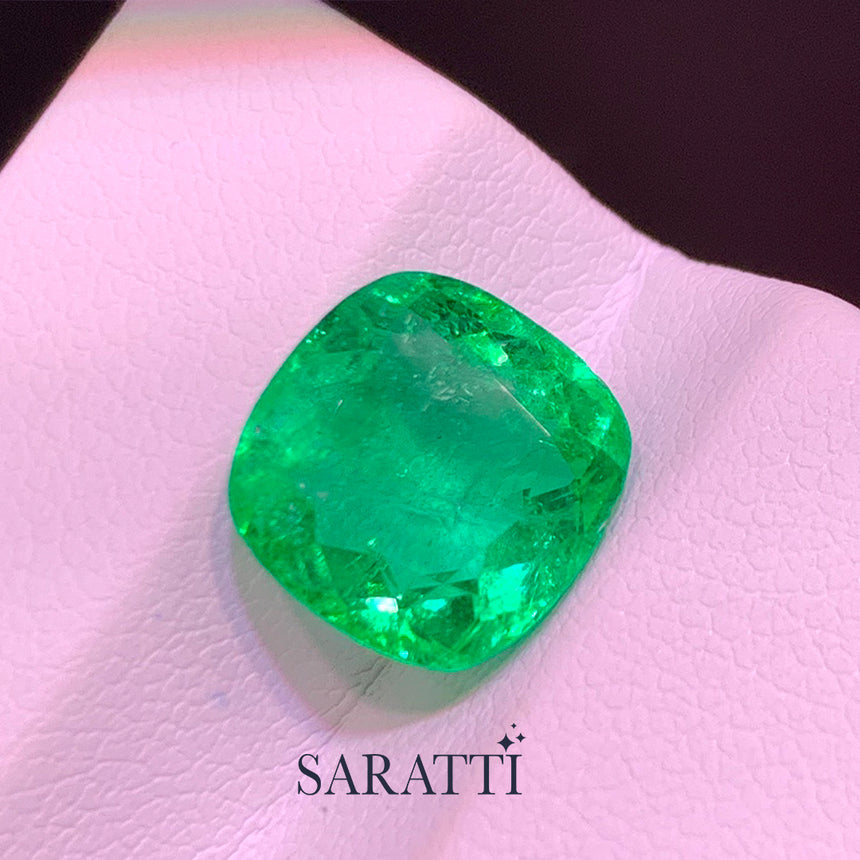 Vivid Green Emerald Loose Gemstone | SARATTI