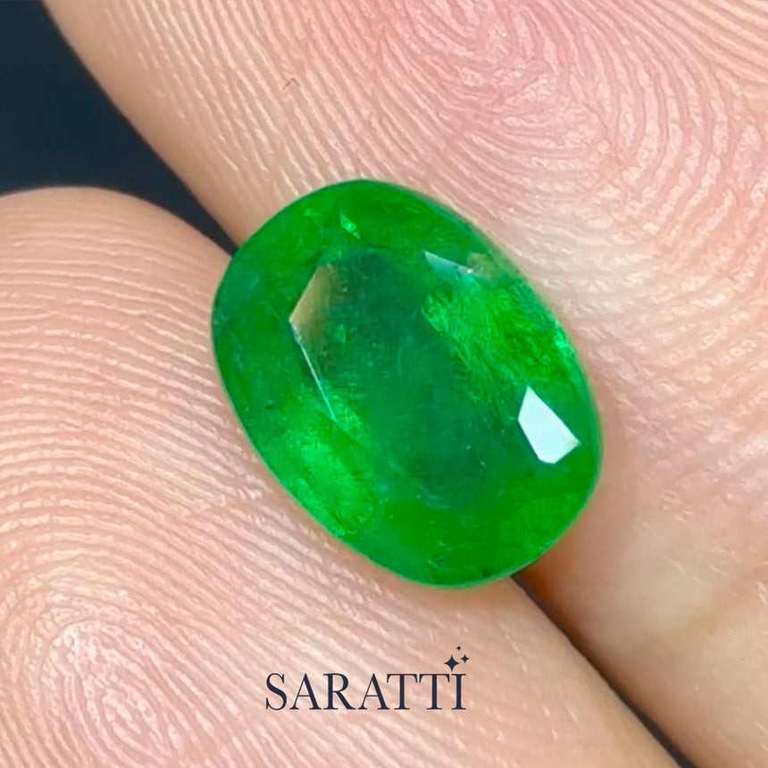 Fine Oval Emerald Gemstone | SARATTI