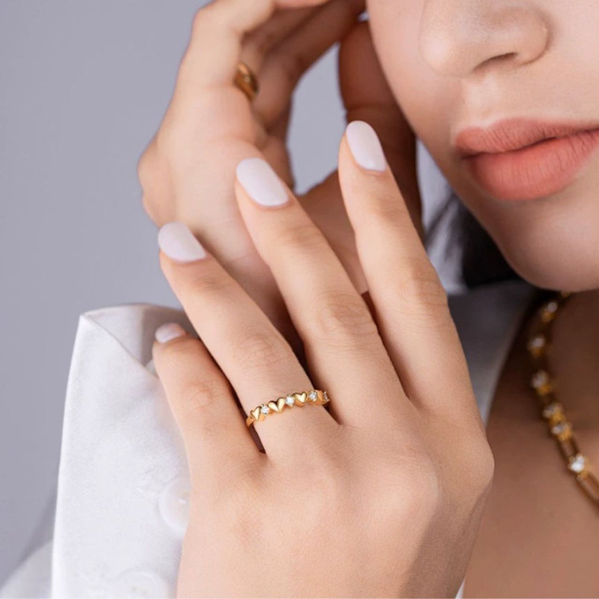 Heartbeat Mosaic: Vermeil 18K Gold Heart Diamond Band