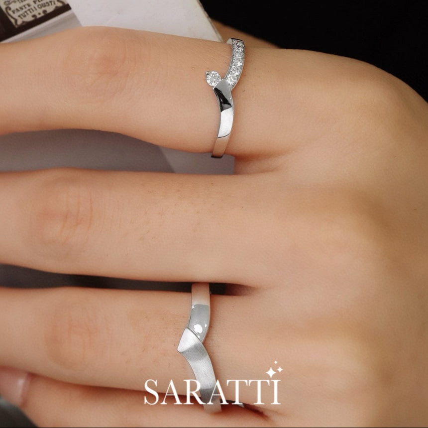 UniqueWhiteGoldWeddingSetWithDiamonds_Saratti