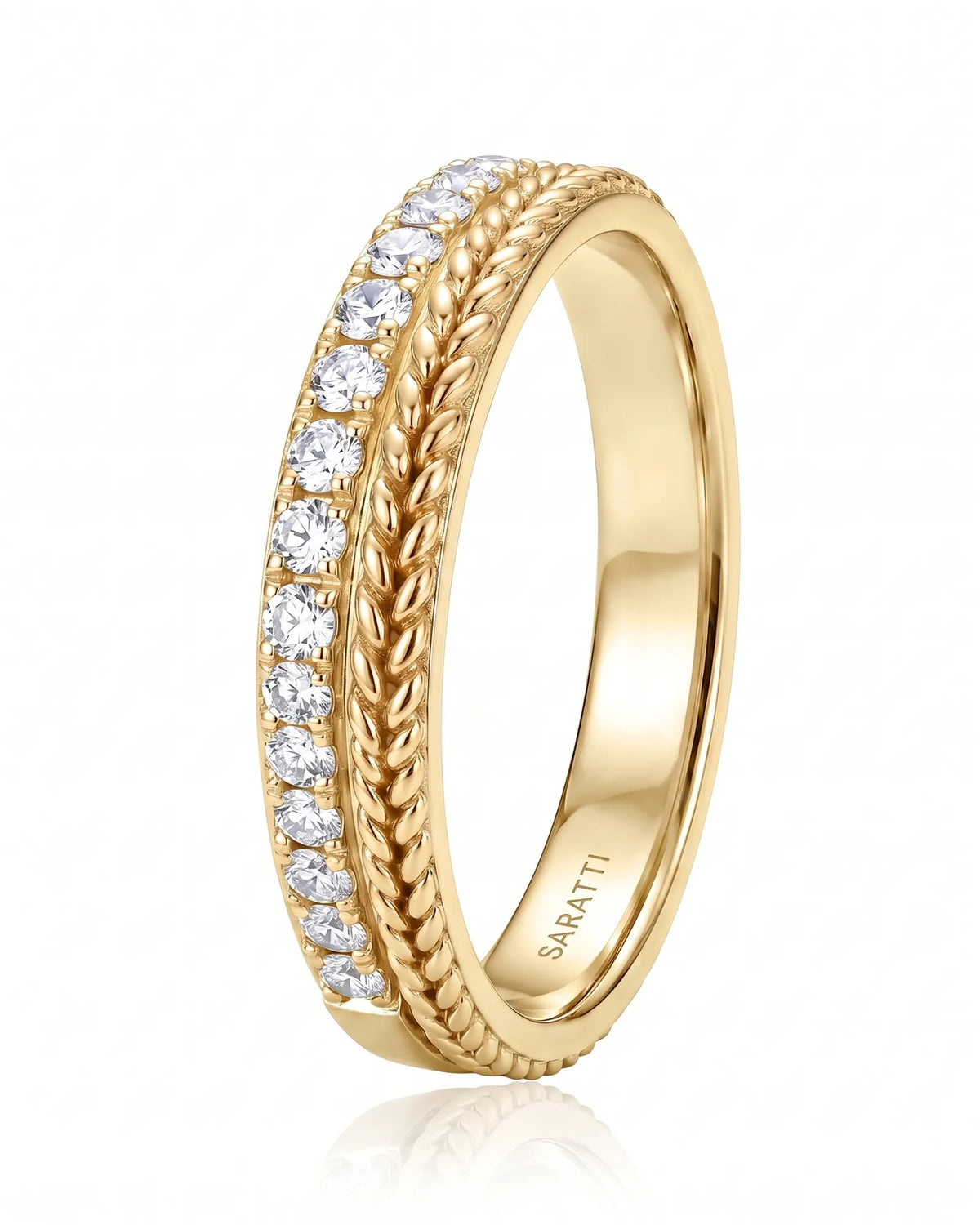 Luxury Timeless Bliss wedding ring set with sophisticated elegance in warm 18K yellow gold | SARATTI