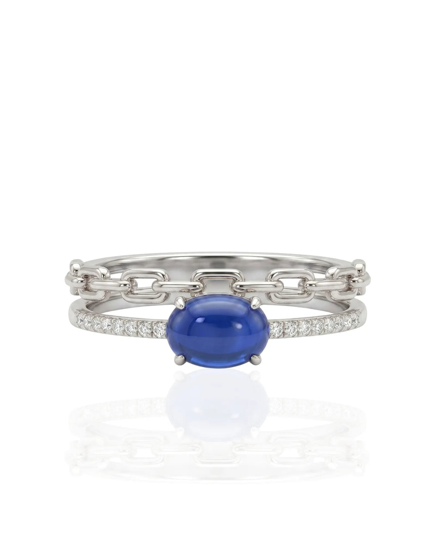 Luxury blue sapphire Cuban chain ring with contemporary diamond detail in 18K white gold | SARATTI