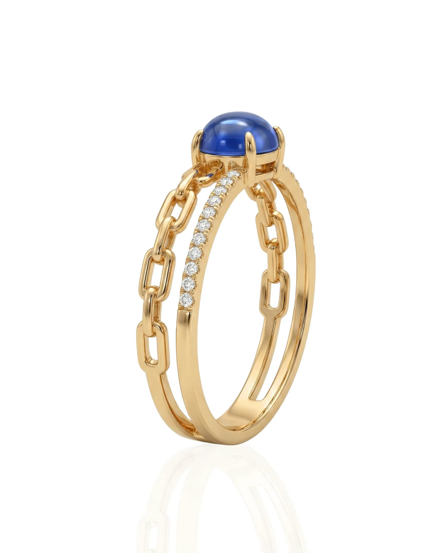 Luxury blue sapphire Cuban chain ring with warm gold diamond detail in 18K yellow gold - SARATTI