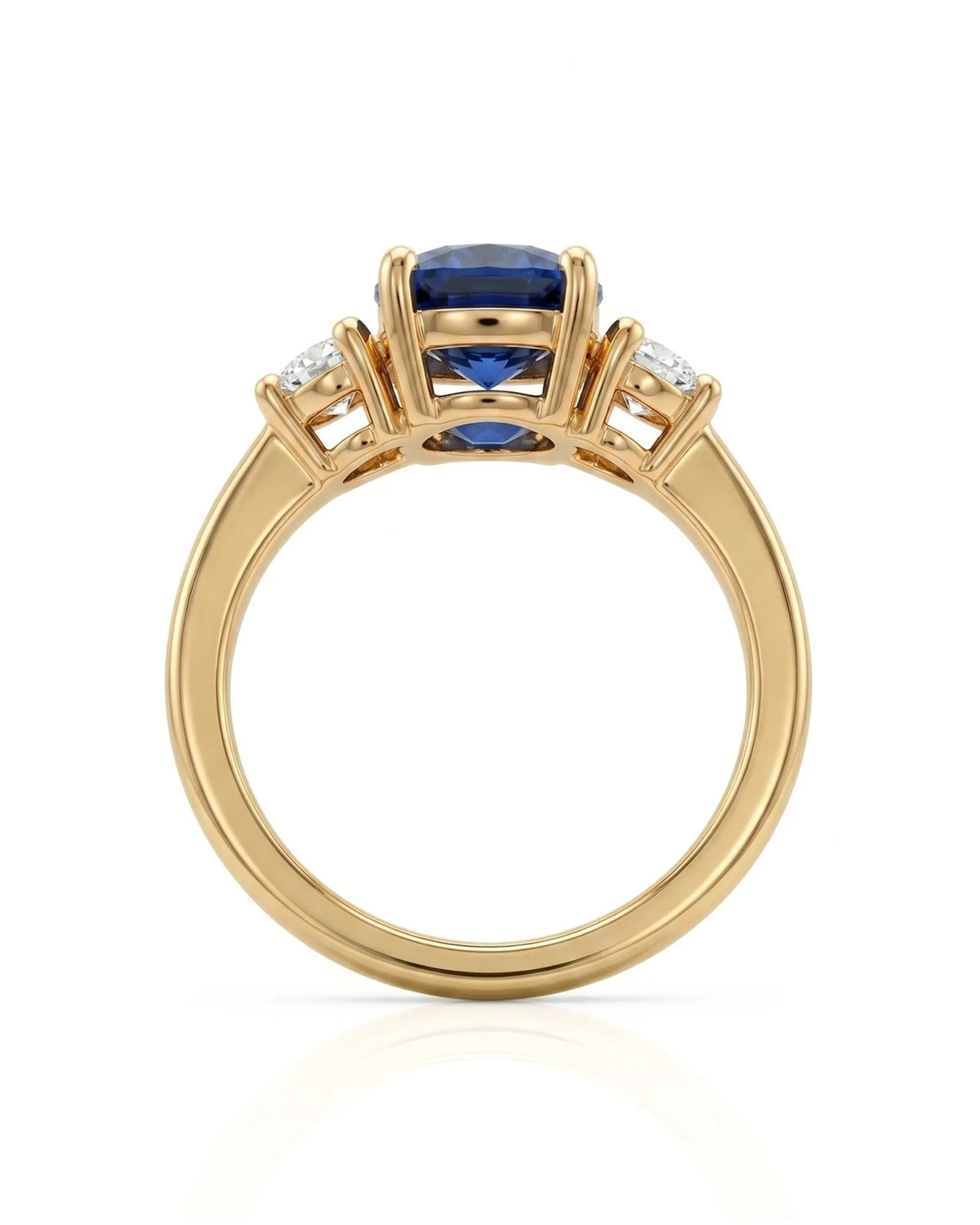 Luxury cushion sapphire diamond ring crafted in rich 18K yellow gold | SARATTI