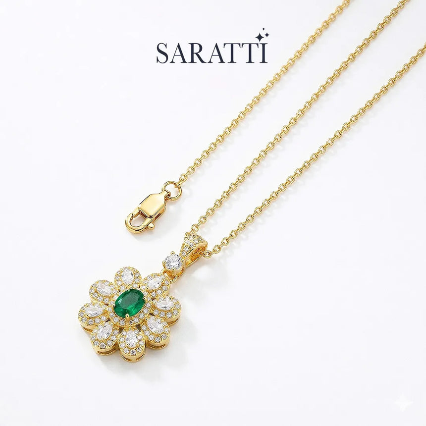 Luxury emerald pendant necklace close-up detail | SARATTI