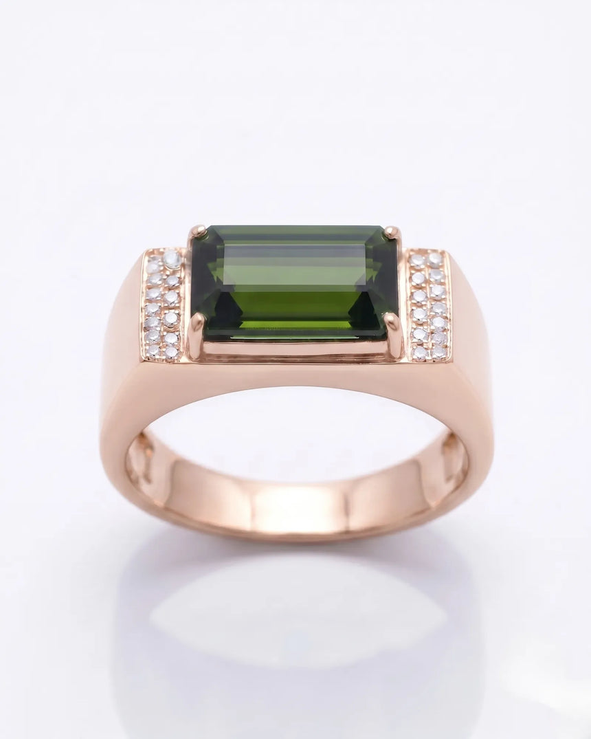 Luxury green tourmaline and diamond ring in rose gold with architectural signet design | SARATTI